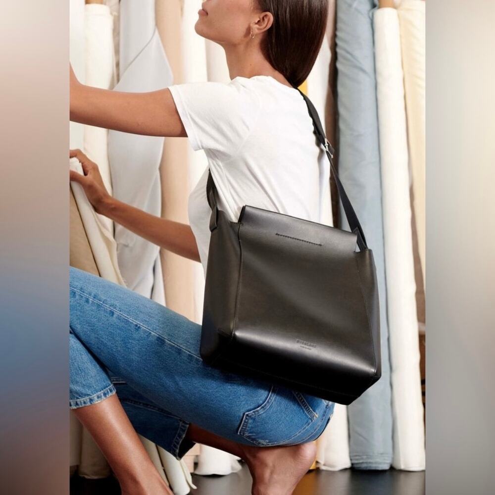 Everlane The Form Black Leather Adjustable Strap Bag Crossbody Shoulder Purse